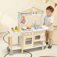 Set Dapur Mainan Kayu COMMIK Grosir OEM Rumah-rumahan Anak-anak Mainan Memasak-masakan dengan Toko Es Krim, Roda, dan Air Mengalir