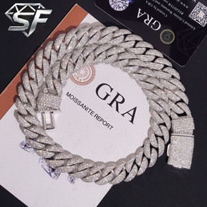 <span class=keywords><strong>Collana</strong></span> da <span class=keywords><strong>Uomo</strong></span> Hip Hop di Lusso SF 18mm con Catena Cuban Link a Maglie Rialzate, Moissanite VVS, Placcata <span class=keywords><strong>Argento</strong></span> <span class=keywords><strong>925</strong></span>, Senza Nichel e Senza Piombo - Product Image 1