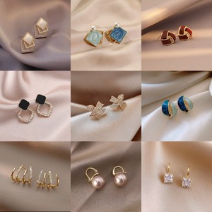 S925 <span class=keywords><strong>argent</strong></span> aiguille perle boucles d'oreilles rétro luxe boucles d'oreilles haute qualité boucles d'oreilles glands populaire Style coréen boucles d'oreilles en gros - Product Image 2