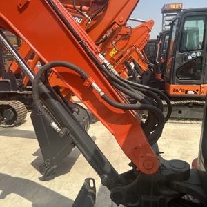 Excavadora usada Kubota u35 adecuada para paisajismo demolición de interiores apariencia barata alta eficiencia a la venta - Product Image 2