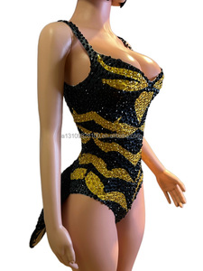 Fengwang Combinaison une pièce <span class=keywords><strong>sexy</strong></span> à décolleté plongeant, entièrement ornée de strass, à fente haute, pour costumes de spectacle en groupe pour soirées, bars et boîtes de nuit - Product Image 3