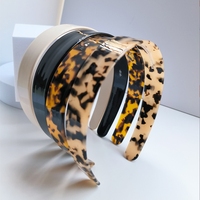 Vente en gros de bandeau uni en acétate pour femmes bandeau à motif irrégulier décoration extérieure en résine hautement élastique Hai
