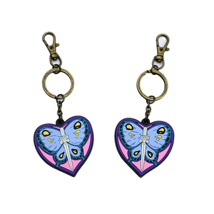 Llavero de PVC de silicona suave con diseño de mariposa y corazón, llavero de perro cachorro lindo, llavero de PVC 3D personalizado - Product Image 2