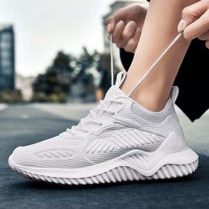 Chaussures de sport décontractées respirantes en maille pour hommes et femmes, nouvelle mode, antidérapantes, pour la course et la marche estivale, vente en gros directe usine - Product Image 5