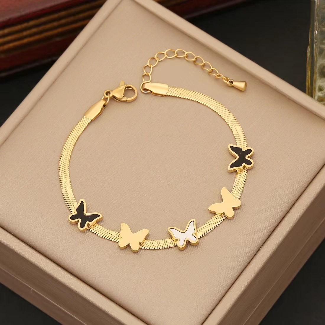 2 bracelet