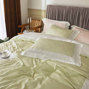 Set di Biancheria da Letto Estivo Anni '60, Copripiumino, Lenzuola, Copriletto, Set Lussuoso - Product Image 2