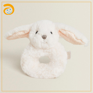 Hochet à main en peluche douce pour bébé, design original, <span class=keywords><strong>lapin</strong></span> ou ours mignon, hochet anneau en peluche, jouet sensoriel pour nouveau-né, cadeau - Product Image 5