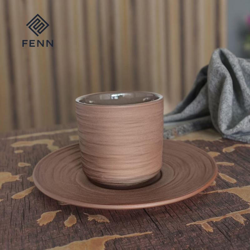 Tazza e piattino da 150 ml (senza manico)