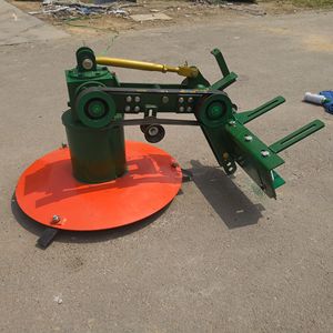 Segadora de disco doble de montaje frontal, monocilíndrica, hidráulica, de alto torque, profesional, para uso con tractor. - Product Image 2