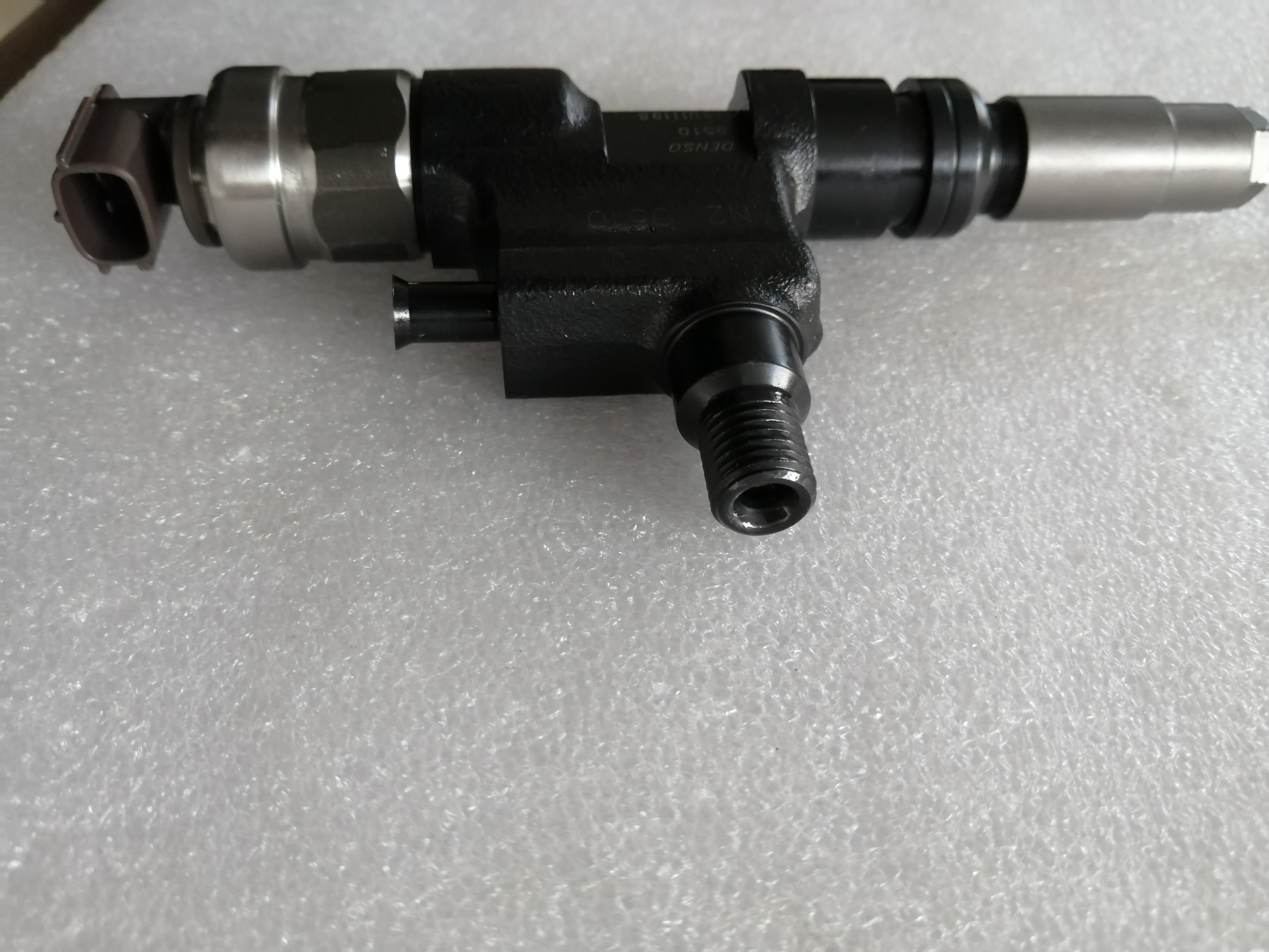 common rail injector 095000-9510 23670-E0510 for Hino 300 N04C Toyota Dyna 095000-9510 injector diesel fuel injector 095000-9510