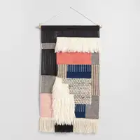 Плетеная настенная подвеска в стиле пэчворк