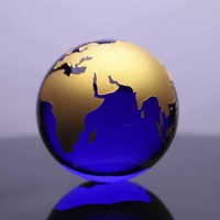 Globe terrestre en verre bleu écologique pour bureau avec carte gravée en or, logo personnalisé, cadeau souvenir