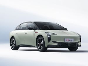Hongqi Eh7 5-Seater รถซีดานไฟฟ้าความเร็วสูง4x4พร้อมพวงมาลัยซ้ายรถพลังงานใหม่2025 - Product Image 5