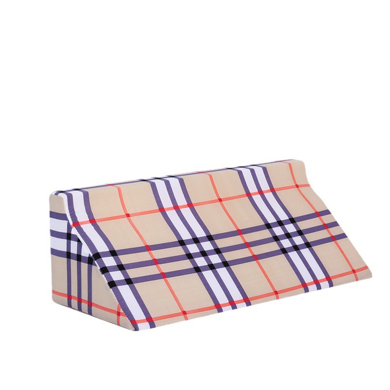 Tissu à carreaux rouges en forme de R