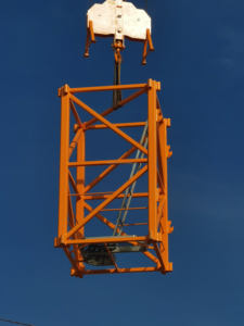 เครนยกแบบปรับระดับได้ QTD4015-6 ใช้งานง่ายสำหรับงานก่อสร้างแบบตั้งเสา - Product Image 5