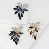 Broche florale en cristal de style européen et américain, épingle de revers en alliage, accessoire pour costume et manteau pour femme