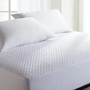 Customizable All Bed Size Waterproof Mattress Protector Cooling Fitted Mattress Pad Cover With Breathable 3D Air Fabric