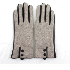 Gants <span class=keywords><strong>en</strong></span> <span class=keywords><strong>cuir</strong></span> rouge véritable pour femme, robe sexy, trou de mode, toucher <span class=keywords><strong>fin</strong></span> - Product Image 2