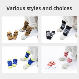 Jianbo 1Pet Fabricant Coton Hiver Sport Style Pet Genouillères Chaudes <span class=keywords><strong>Chien</strong></span> Chaussettes Solide Pied Couvre Vente En Gros pour Teddy Caniche - Product Image 2