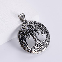 Vente en gros de bijoux viking nordiques, pendentif vintage en acier inoxydable avec arbre de vie