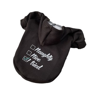 Sudadera con capucha forrada de lana para perros y gatos, estampado de letras verdes con hebilla para correa, ropa para mascotas de otoño e invierno - Product Image 5