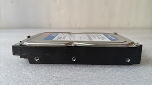 Disque dur mécanique SATA interne 2 To 3,5 pouces pour ordinateurs de bureau Nouveau produit - Product Image 5