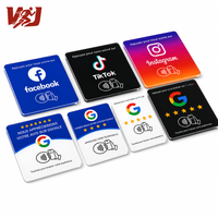 Promotion de liquidation de stocks Version allemande 12x12cm Carte NFC à puce Plaque de commentaires Google Autocollant NFC pour réseaux sociaux Instagram Facebook
