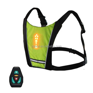 Chaleco de Seguridad LED Recargable Inalámbrico con Logotipo Personalizado ANSI Clase 2, Señal de Giro y Luces de Advertencia Reflectantes, Marca <span class=keywords><strong>Ekai</strong></span>, 45.7m - Product Image 4