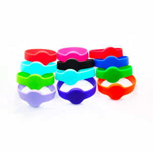 Logotipo personalizado 13,56 MHz RFID grabable impermeable silicona pasiva pulsera personalizada pulseras - Product Image 6