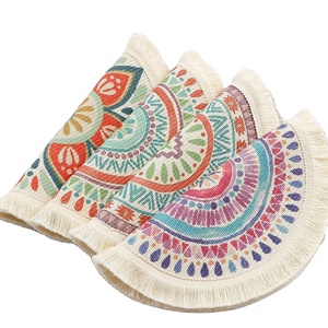 Elegant Green Cotton Embroidered Vintage Floral Design Korean Style Lace Fabric Linen Placemats for Wedding Dining Table Use - Product Image 1