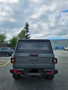 Couverture de benne de camionnette en aluminium XINYI pour Jeep Gladiator Canopy - Product Image 3