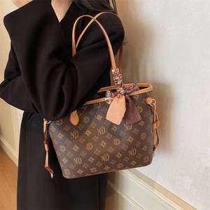 Thiết kế thương hiệu sang trọng da Crossbody Túi phụ nữ đi du lịch túi xách màu rắn mở đóng cửa chất lượng cao polyester lót - Product Image 5