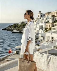 Ensemble de vacances 2 pièces pour femmes, imprimé blanc et noir, haut à manches chauve-souris, col en V, short à taille élastique, décontracté, été, plage - Product Image 3