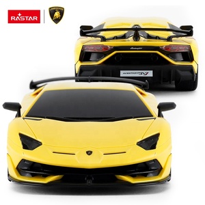 Coche de Juguete RASTAR Hobby Plus para Niños, Coche de Control Remoto con Licencia Oficial de Lamborghini, Coche Eléctrico de Plástico 1:24, 4 Canales - Product Image 3