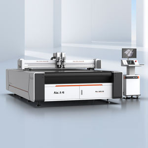 Máquina cortadora de cuchillos digital inteligente para rollo de alfombras Lona de PVC Corte industrial compuesto textil de cuero - Product Image 1