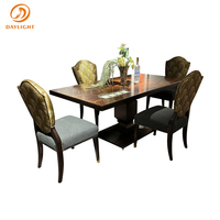 Mobilier de salle à manger d'appartement en bois de luxe haut de gamme Antique Royal Hotel Wood Villa Ensemble table et chaises personnalisables