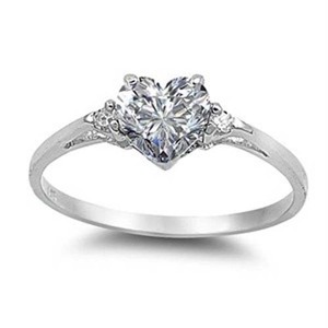 Anillo de Moissanita Corazón T0019 de Plata 925 con Engaste de Garras para Compromiso de Mujer - Product Image 3