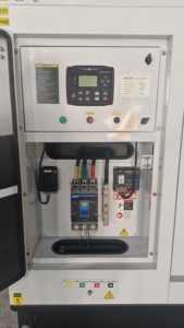 Gerador de 115kva de Guangzhou, Planta Elétrica de 92kw, Motor 6BT5.9-G2, Tipo Silencioso, Geradores Trifásicos como Backup em Emergências - Product Image 6