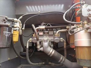 Maquinaria Pesada de Construcción HITACHI ZX240 Usada de Alto Rendimiento, Equipo de Ingeniería Rentable en Stock desde China - Product Image 3