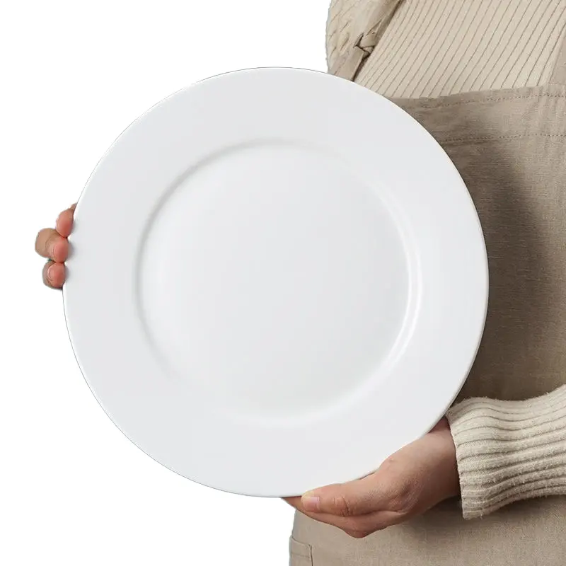 VENTA CALIENTE Logotipo personalizado Impreso Platos de cena de porcelana blanca Planos redondos y platos Platos de cerámica para restaurantes