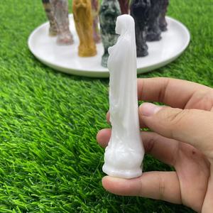 Pierre de cristal naturelle de 10 cm, artisanat populaire de la Vierge Marie, artisanat en pierres semi-précieuses, pierres multi-guérison, cristal de la Vierge Marie - Product Image 3