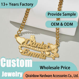 Kalung Nama Liontin Huruf Personalisasi Bentuk Hati Bunga Perhiasan Khusus Berlapis Emas 18K Bahan Stainless Steel untuk Hadiah Natal - Product Image 2