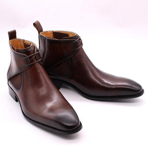 Bottines en cuir véritable de créateur - Chaussures habillées pour hommes imperméables à lacets pour l'automne/hiver - Product Image 5