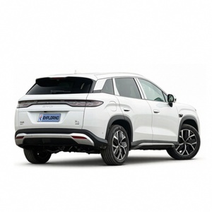 BYD Song L DM-i 2026: SUV Elettrico di 5a Generazione con Tecnologia DM, Autonomia di 200KM, Batteria Blade, Ibrido Plug-in - Product Image 2
