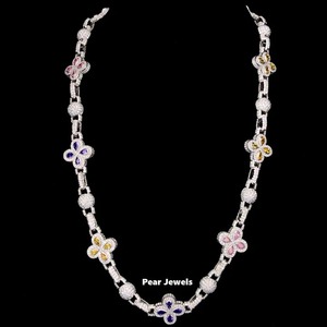 Collier en moissanite florale de luxe élégant de qualité supérieure, en argent 925 multicolore, pour occasions spéciales, disponible à la vente - Product Image 4
