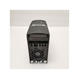 Controlador Trifásico Siemens 6SE 6440 2UD33 0EB1 Nuevo y Original de Alta Calidad - Product Image 1