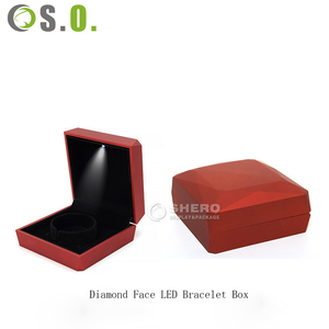 Boîtes lumineuses LED en plastique premium personnalisées rouge et blanc pour colliers, bracelets, bagues, boucles d'oreilles, boîtes à bijoux - Product Image 6