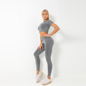 Ensemble de Yoga 2 pièces sans couture pour femmes, combinaison d'entraînement, haut à manches courtes et Legging de taille haute, vêtements de <span class=keywords><strong>Fitness</strong></span> - Product Image 5