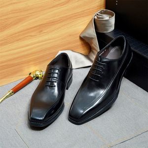 Chaussures Oxford habillées pour hommes en cuir véritable faites à la main haut de gamme 2025, style décontracté à bout carré, pour usage quotidien professionnel et mariage - Product Image 3