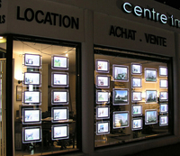 Emlak A4 çift yan akrilik aydınlatmalı Lightbox Poster fotoğraf LED çerçeveli ışık kutusu kare manyetik kristal pencere ekran
